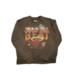 Miami Heat  NBA Hollister Sweatshirt Relaxed Fit Medium